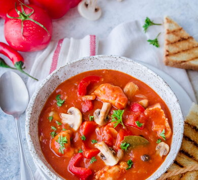 Geflügel-Bœeuf Stroganoff mit Champignons