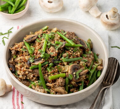 Risotto de sarrasin à la dinde, aux haricots verts et aux champignons