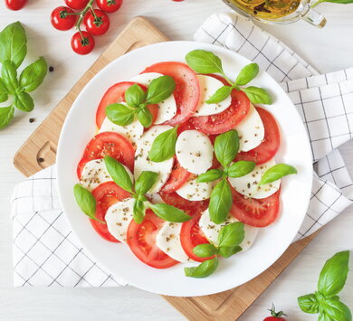 Tomatoes with mozzarella