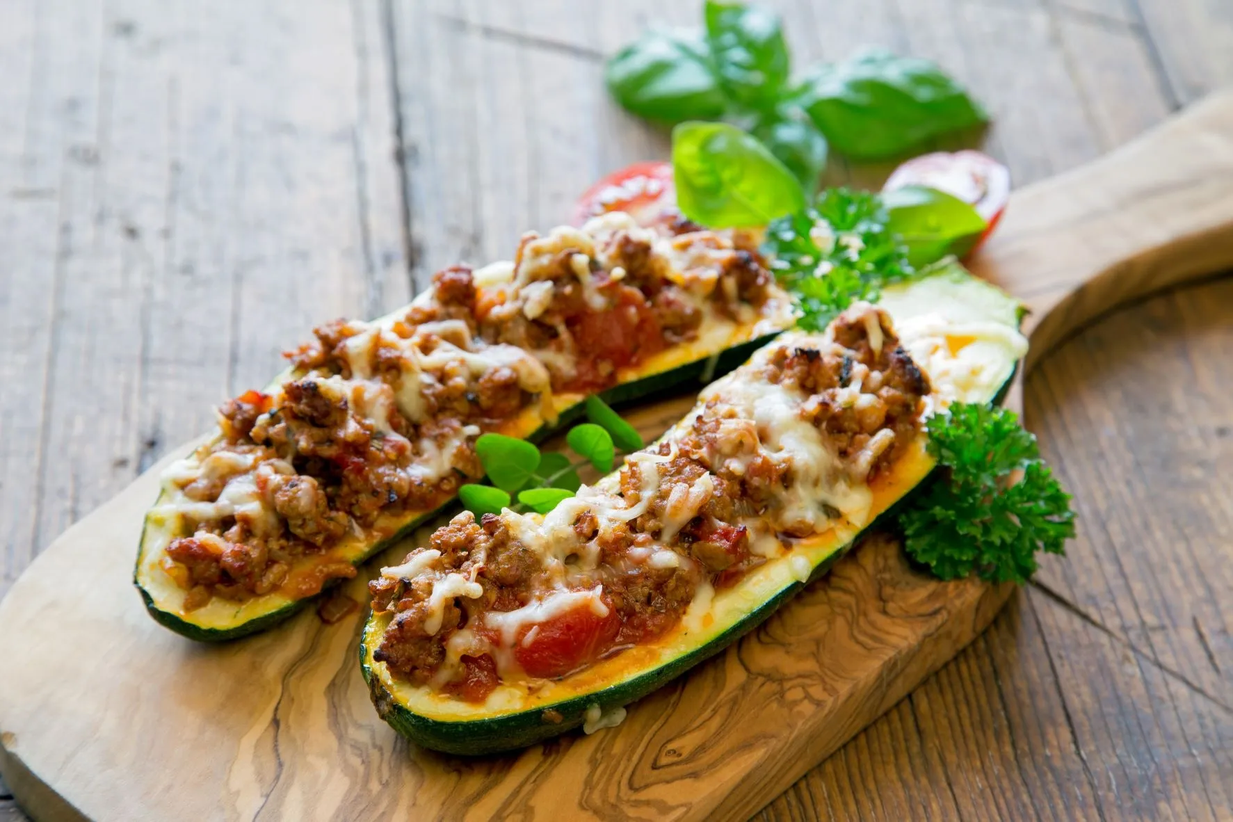 Courgettes stuffed with vegetables